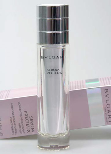 Dwie firmy oferujące kosmetyki: Bulgari i L’Oreal wybrały niedawno tworzywo Surlyn firmy DuPont do swoich najnowszych rozwiązań opakowaniowych.