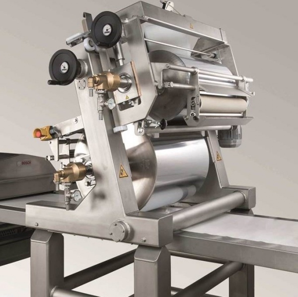 Flexible roller former to enable production of multilayer bars