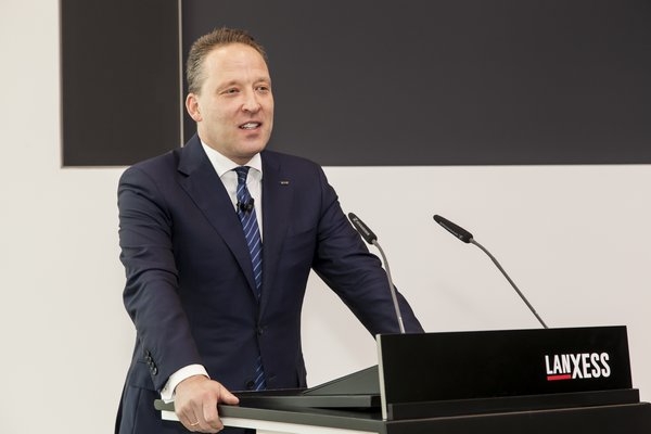 Lanxess spodziewa się dobrych wyników za 2015 rok