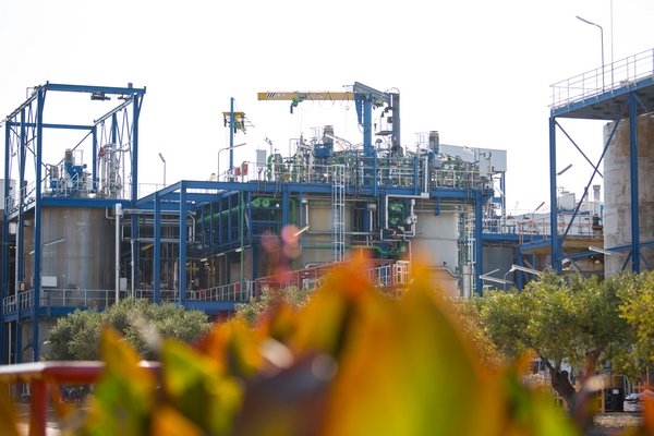 Elix Polymers celebrates 40 years on the market