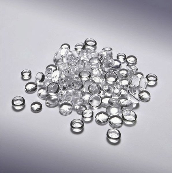 Velox extends its distribution activities for Topas Advanced Polymers 