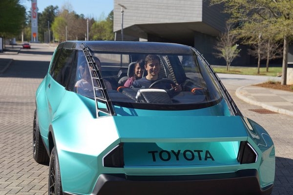 Next generation of cars reinforced by TeXtreme