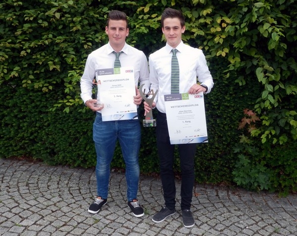Economic chamber gives top marks for Engel apprentices