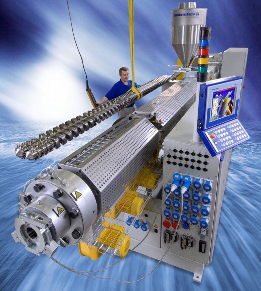 At Interplastica 2008 first exibition of Battenfeld's high-speed extruder