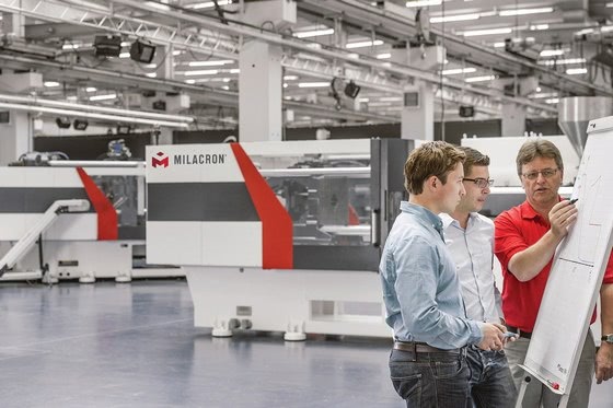 At Fakuma 2017 Milacron focuses on enhanced mold-masters service