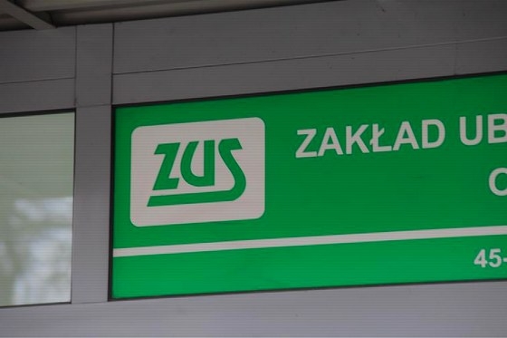 Pracodawca będzie przechowywał akta pracownicze 10, a nie 50 lat