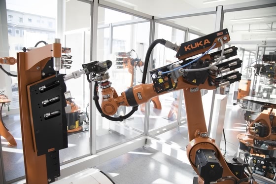 KUKA produkuje części do robotów na drukarkach 3D MakerBot Z18