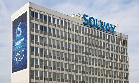 Solvay zredukuje 600 miejsc pracy