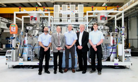 Print campaign for Plexiglas molding compounds receives the German Brand Award  