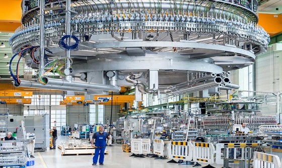 Portfolio expansion for Kosme’s stretch-blow-moulder