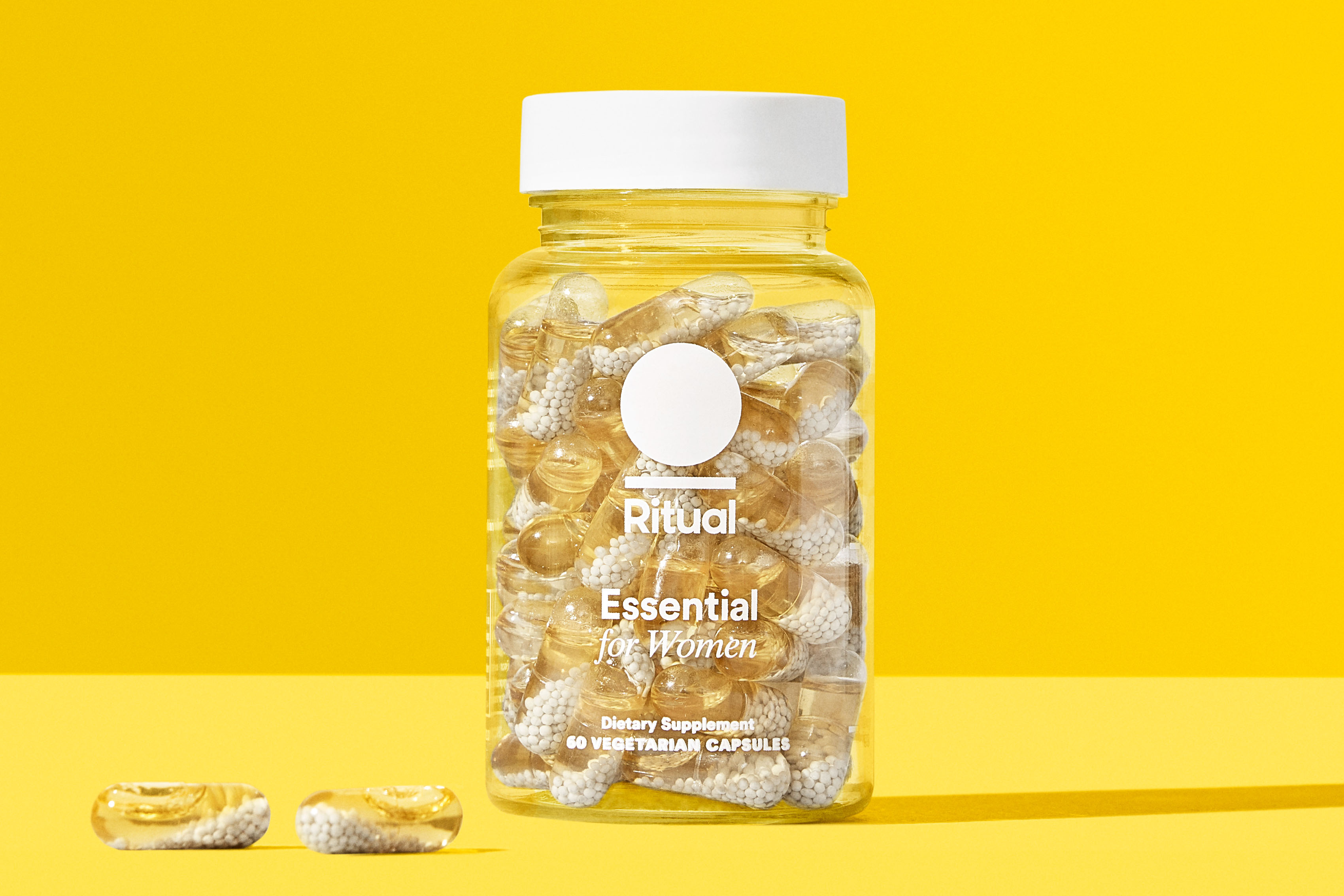 Pojemnik PET pochodzący w 100% z recyklingu odpadów pokonsumenckich