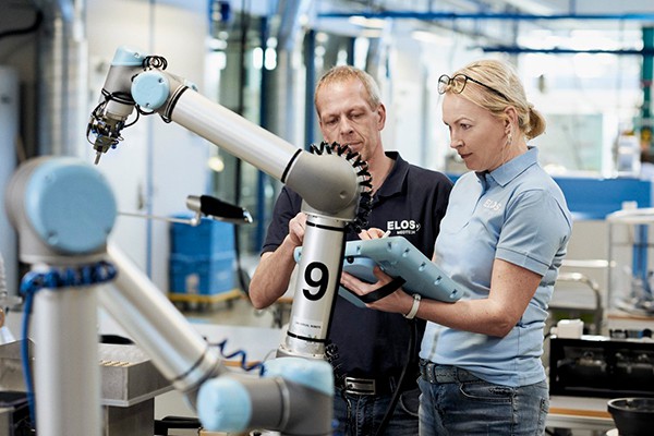 Universal Robots uruchamia nowy cykl webinariów 