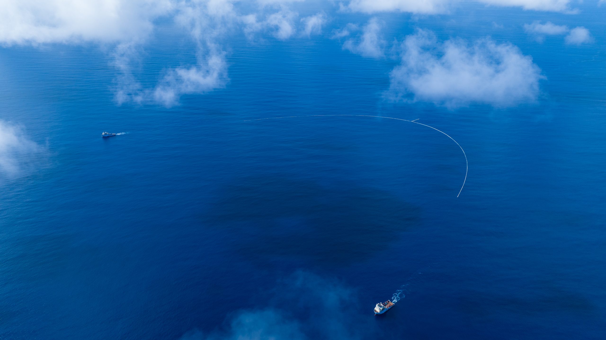 theoceancleanup-system03-towing-drone-scaled