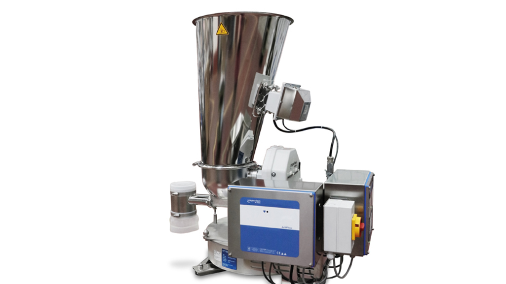 Wysokoprecyzyjny podajnik Coperion K-Tron K2-ML-D5-T35 jest wyposażony w system EPC (Electronic Pressure Compensation) i aktywację materiału sypkiego ActiFlow™ – odpowiedni do zadań dozowania wymagających częstych zmian materiału i łatwego czyszczenia maszyny.