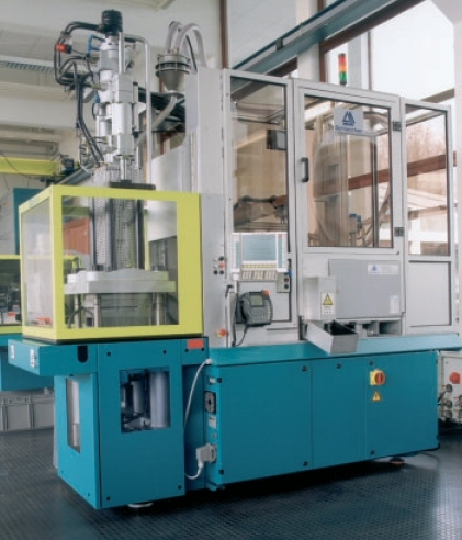 Dr Boy: automated over-moulding