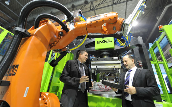 ENGEL lightweight technology cell goes operational at TU Chemnitz