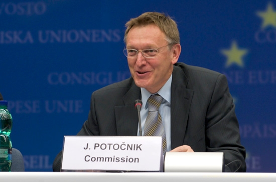 Unia Europejska myśli o zakazie stosowania foliówek