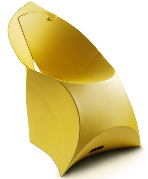 The flux chair’s hinges on SABIC’s polypropylene resin