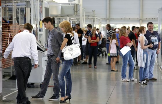 2000 visitors at Engel Open House in Dietach