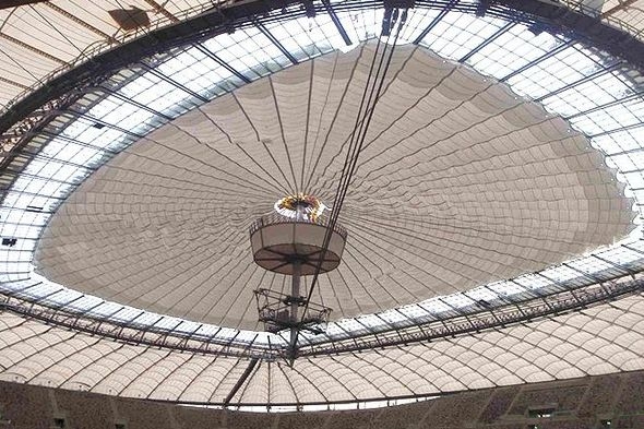 Tworzywa sztuczne na Stadionie Narodowym w Warszawie