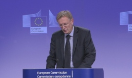 EU to reduce plastic bag consumption