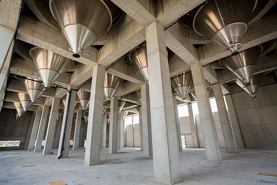 Slovnaft builds logistic plant for PE production
