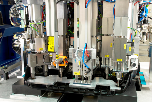 Function integration in ultrasonic welding