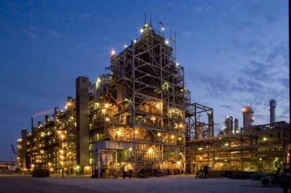 LyondellBasell reports record quarterly results
