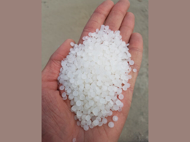 regranulat-hdpe-bezbarwny