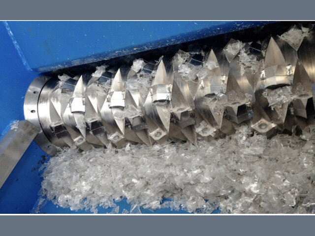 shredder-for-post-consumer-wastes-kruszarka-do-odpadow