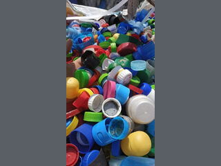PP / HDPE screw caps