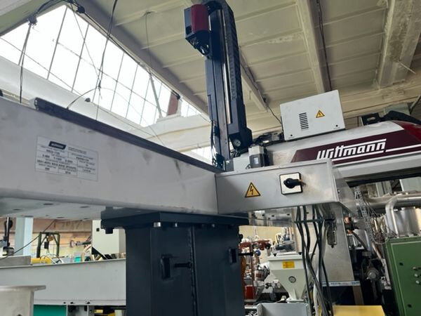 robot-wittmann-w822-2014r-szczeppol-1