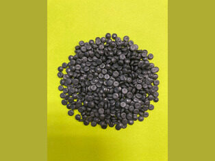 Regranulat HDPE czar