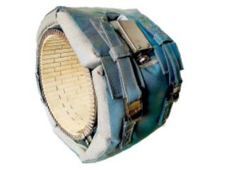 Insulating blankets 