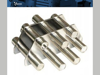 Magnetic separator w