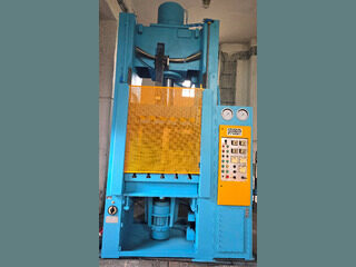 Prasa hydrauliczna P