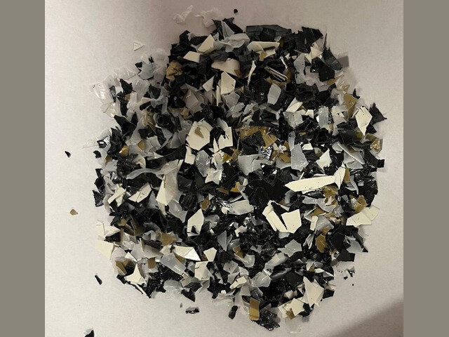 Barwiony A-PET