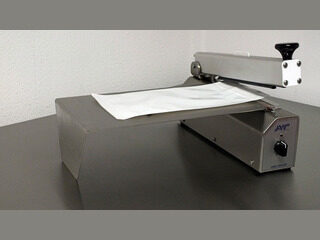 Foil sealer
