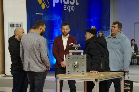Warsaw Plast Expo 2022 - Hurmak Polska Sp. z o.o.