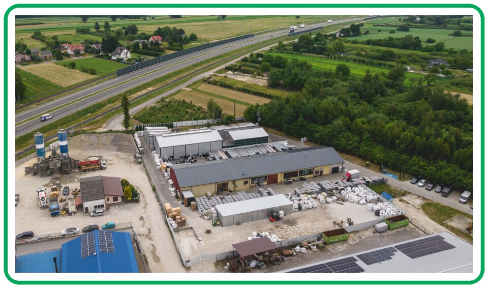 malplast-facility-framed
