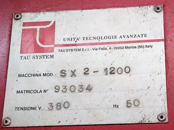 potrzebuje dane techniczne na  maszyny które są na zdjęciach