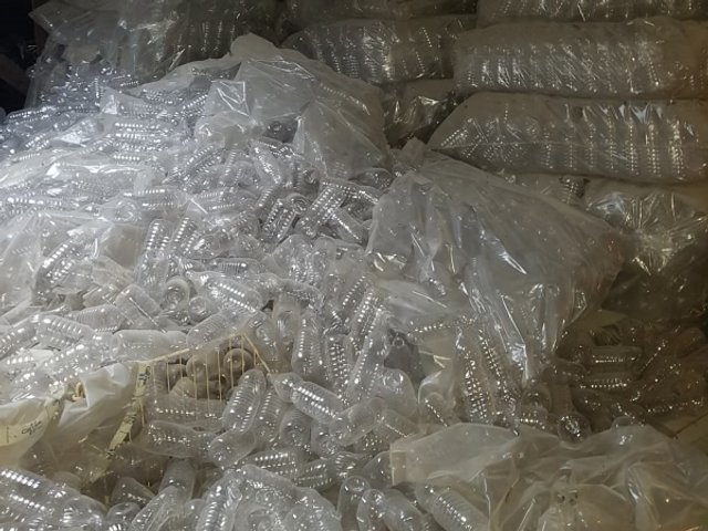 Butelki, identyfikacja materiału Pomoc