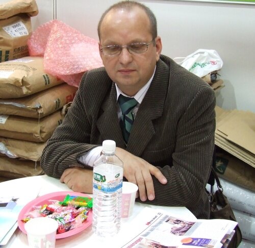 Firma Atec współpracuje z uznanym azjatyckim producentem wtryskarek