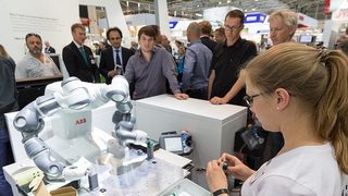 Automatica 2016: ABB z na