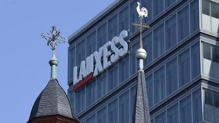 Lanxess przejmie producen