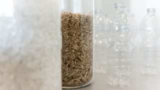 Recyklat PET w meblach ku
