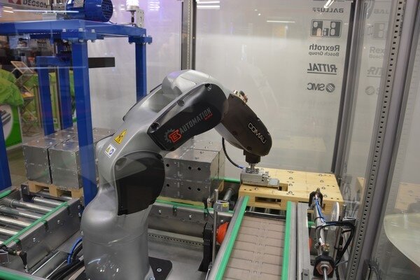 Comau Poland na warszawskich targach Automaticon