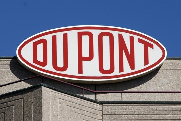 DuPont przygotowuje się do fuzji z Dow