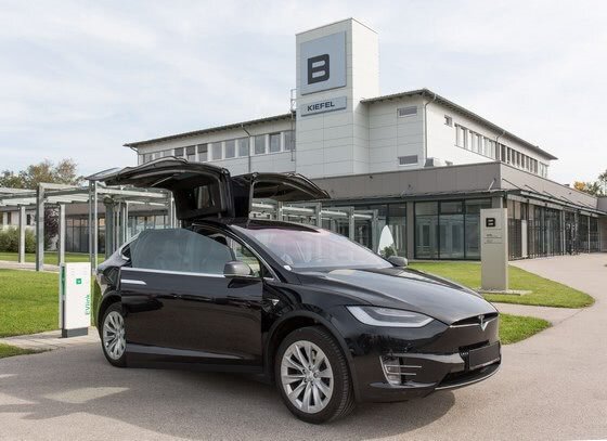 American electro-mobility contains German know-how