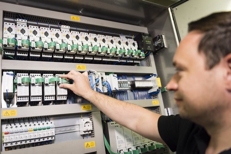 Inteligentny system łączności SmartWire-DT